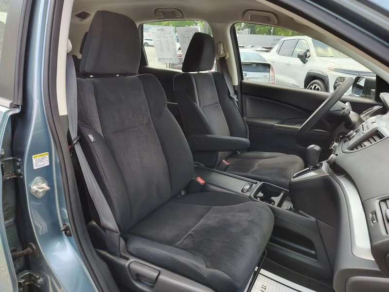 Used 2014  Honda LX image 17