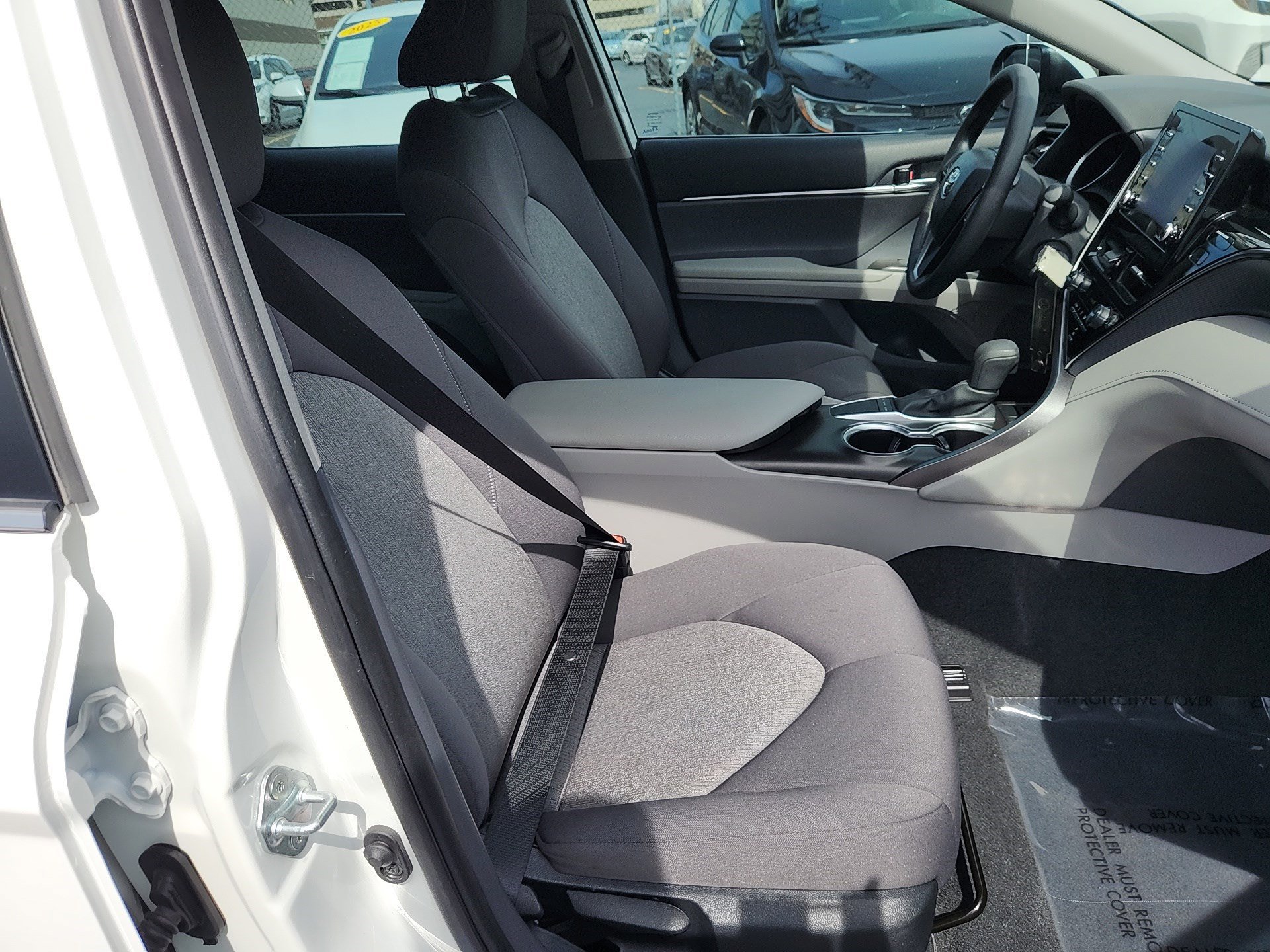 2024 Toyota Camry LE - Photo 27
