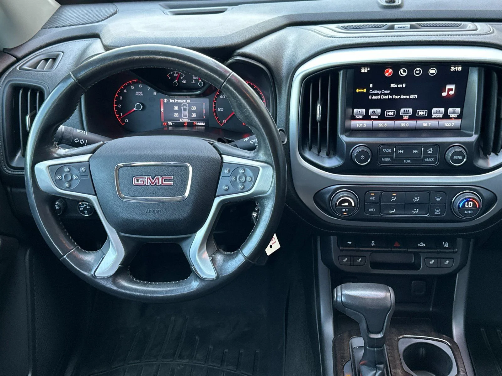 Used 2016 Cyber Gray Metallic GMC SLT image 13