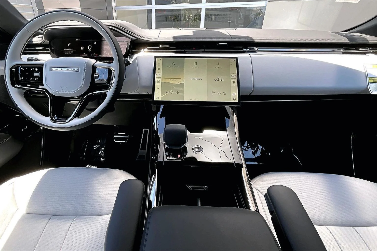 New 2026 Varesine Blue Land Rover Dynamic SE image 5