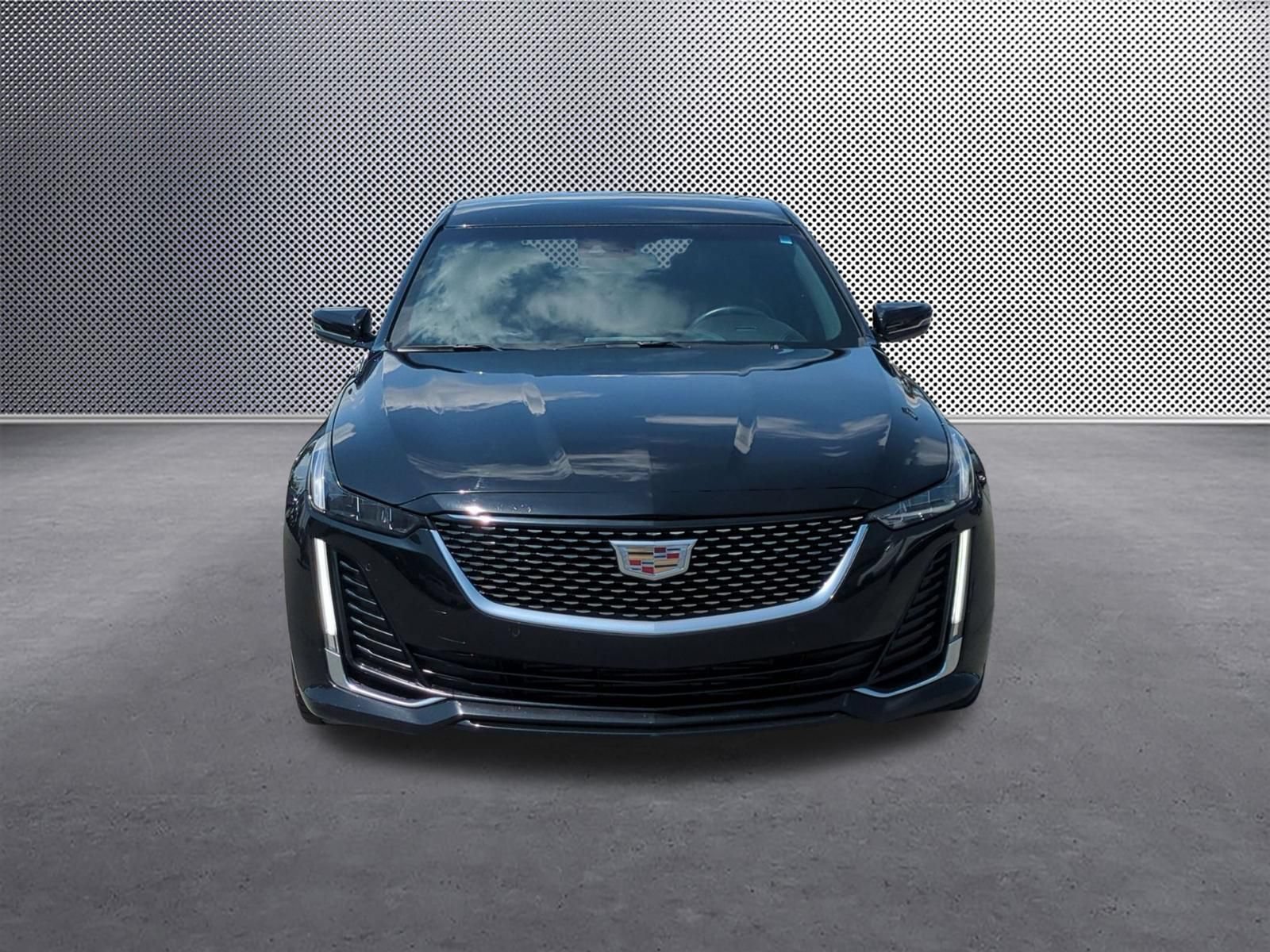 Used 2022 BLACK RAVEN Cadillac Premium Luxury image 8