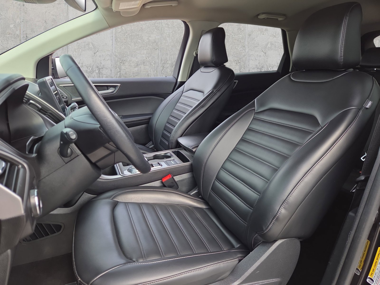 2024 Ford Edge SEL - Photo 9