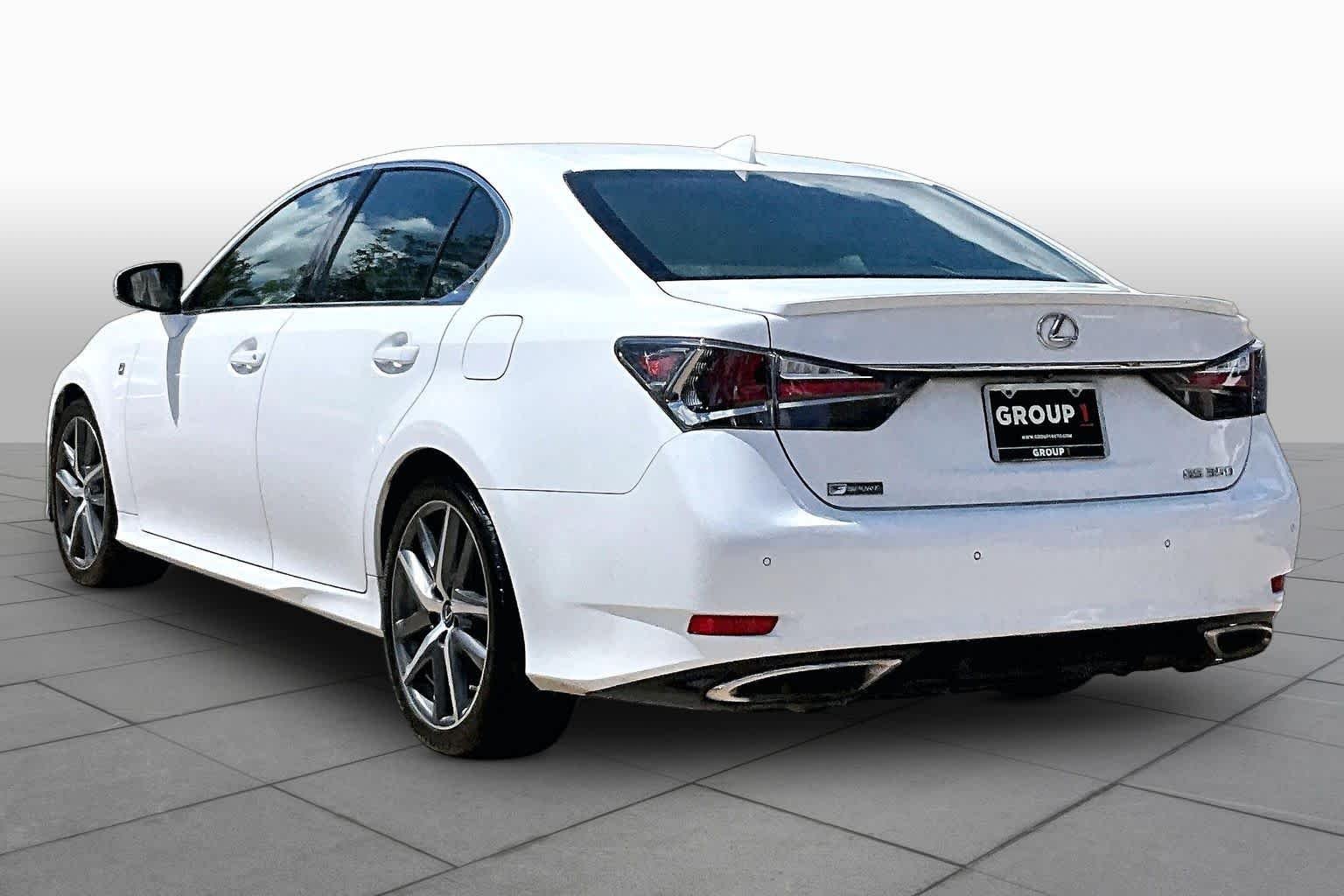 Used 2016 Ultra White Lexus F Sport image 12