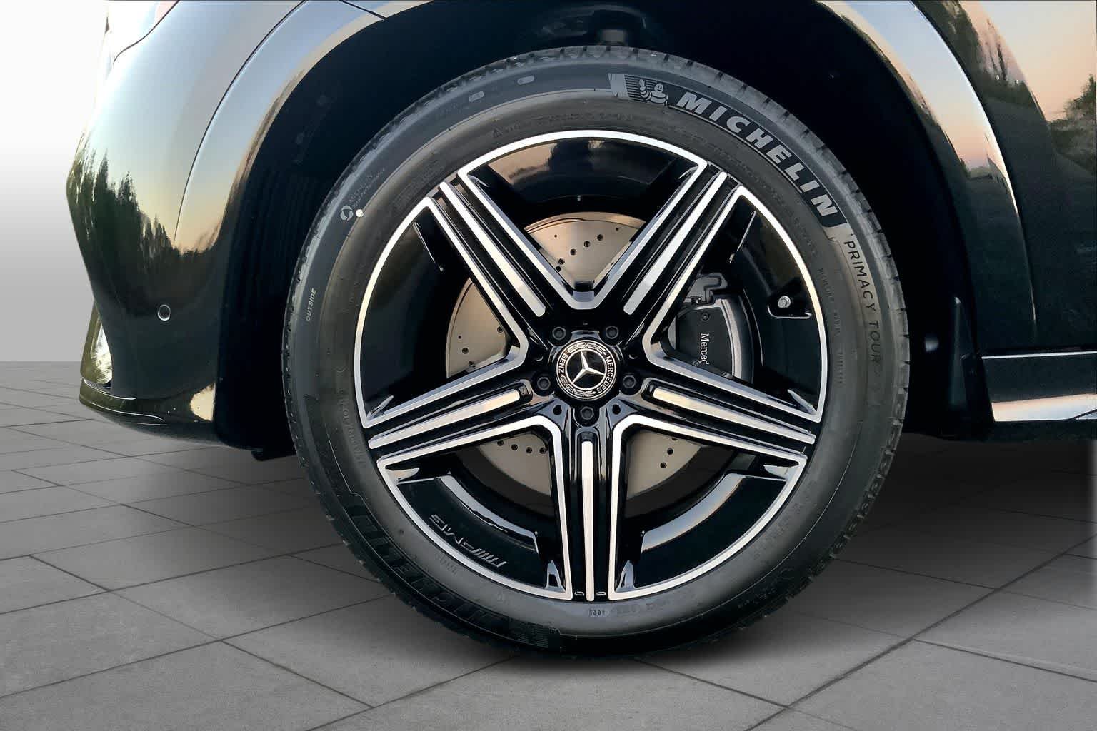 New 2026 Obsidian Black Metallic Mercedes-Benz GLE 450 image 11