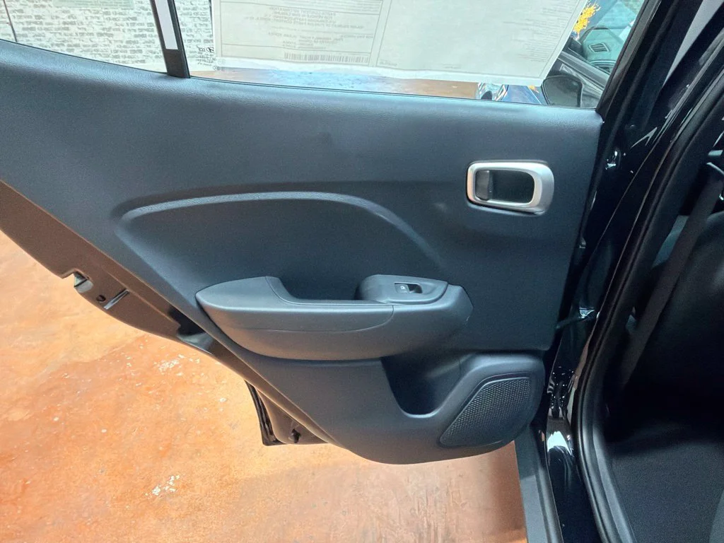 New 2026 Onyx Black Hyundai SE image 16