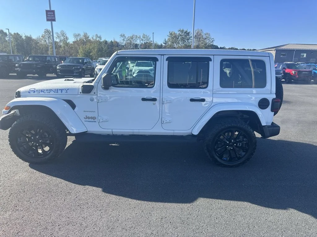 Used 2022 White Jeep Unlimited Sahara 4xe image 5