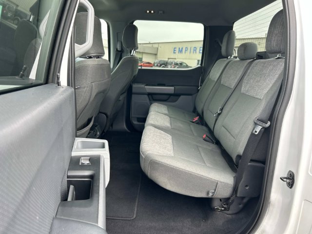 Used 2023 Oxford White Ford XLT image 17