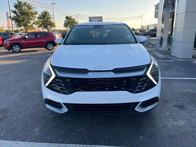 Used 2025 White Kia EX image 37