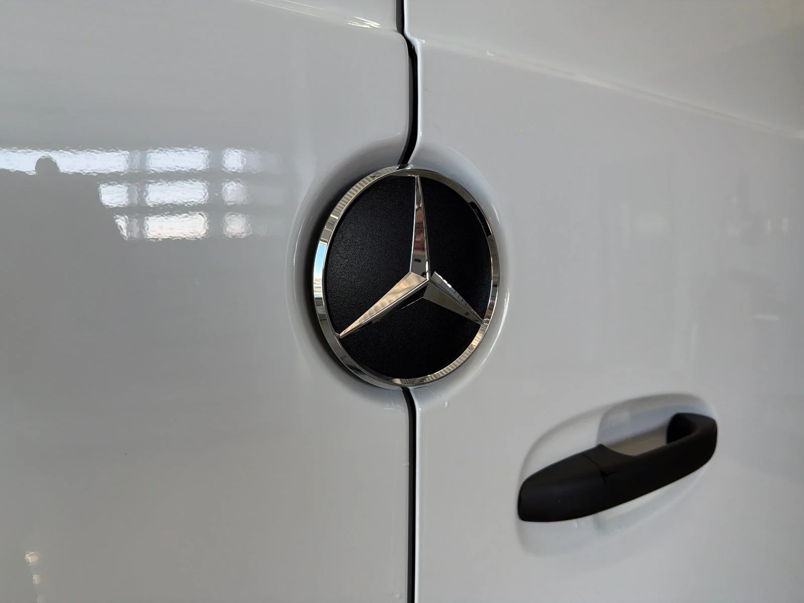 Used 2026 White Mercedes-Benz 2500 High Roof I4 Diesel 170 image 31