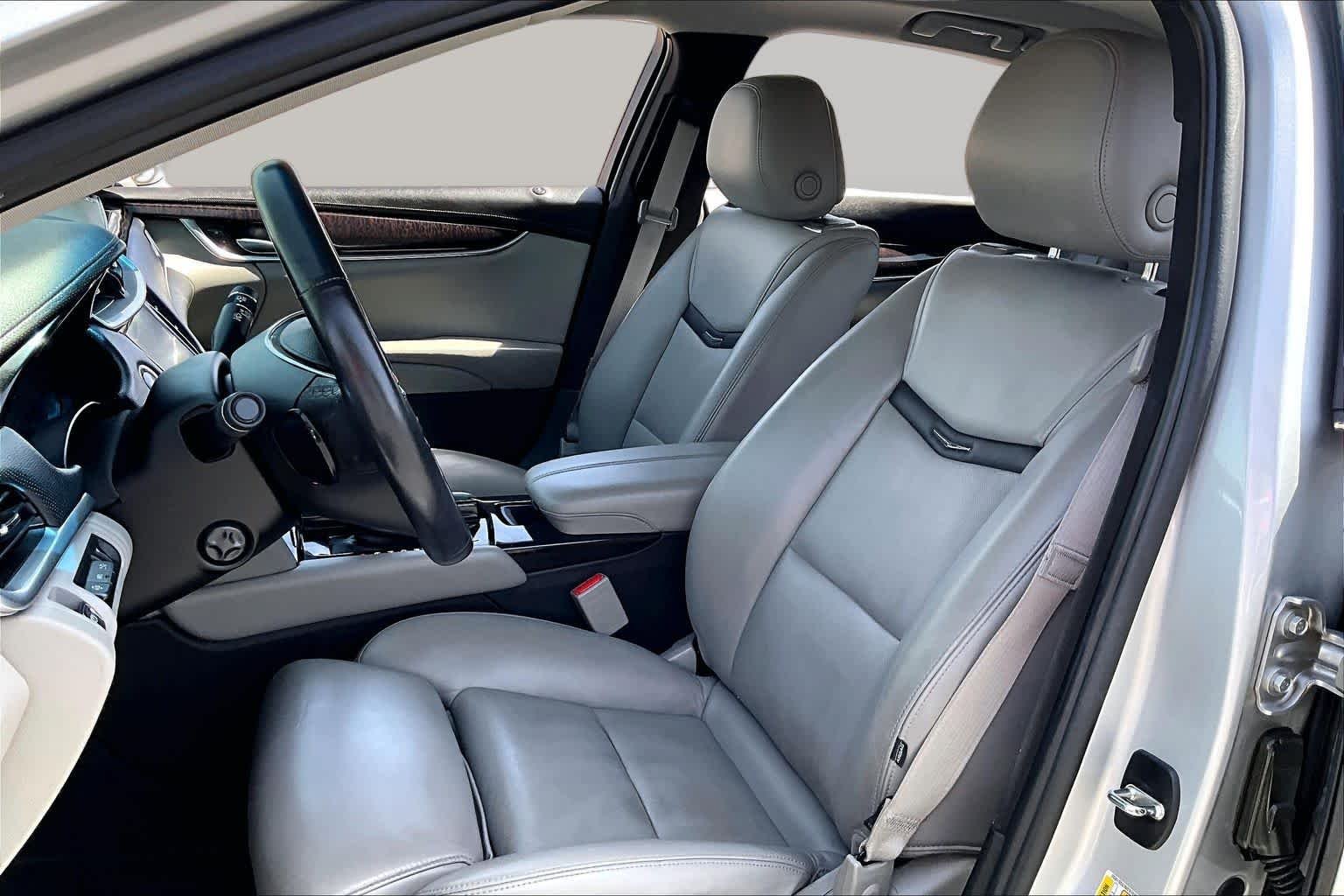Used 2013 Radiant Silver Metallic Cadillac Premium image 9