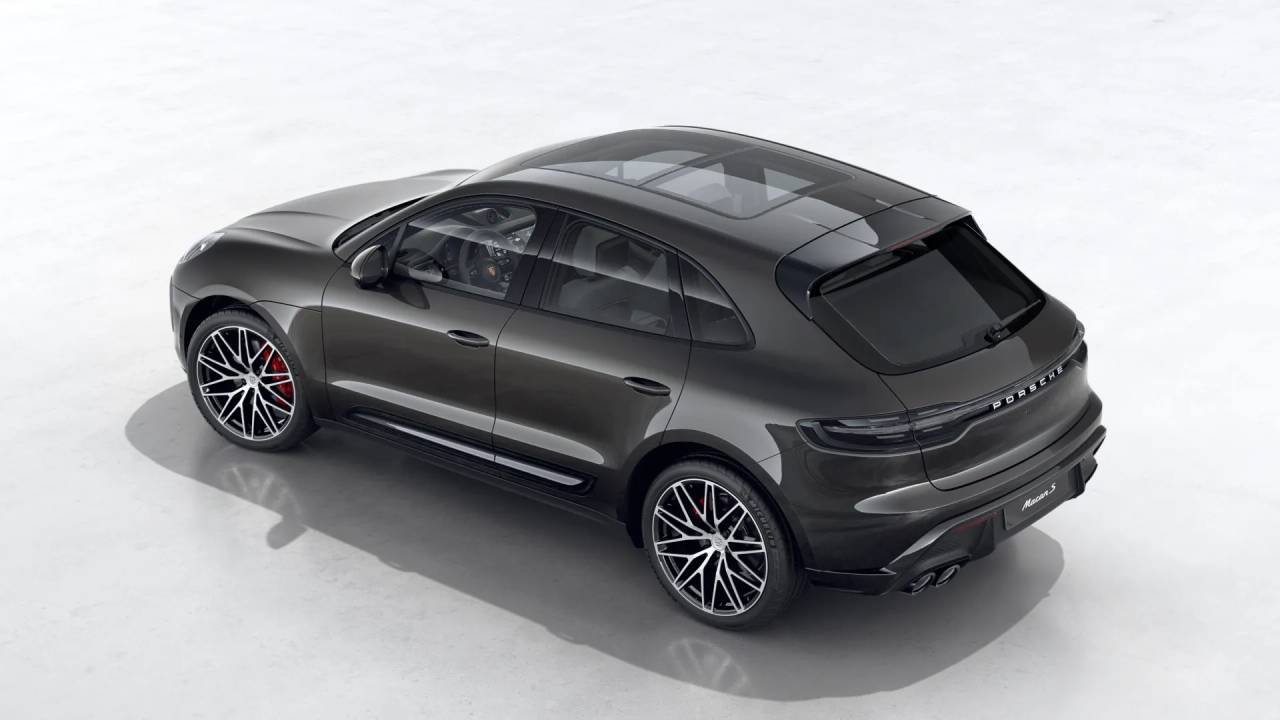 2026 Porsche Macan S photo 4