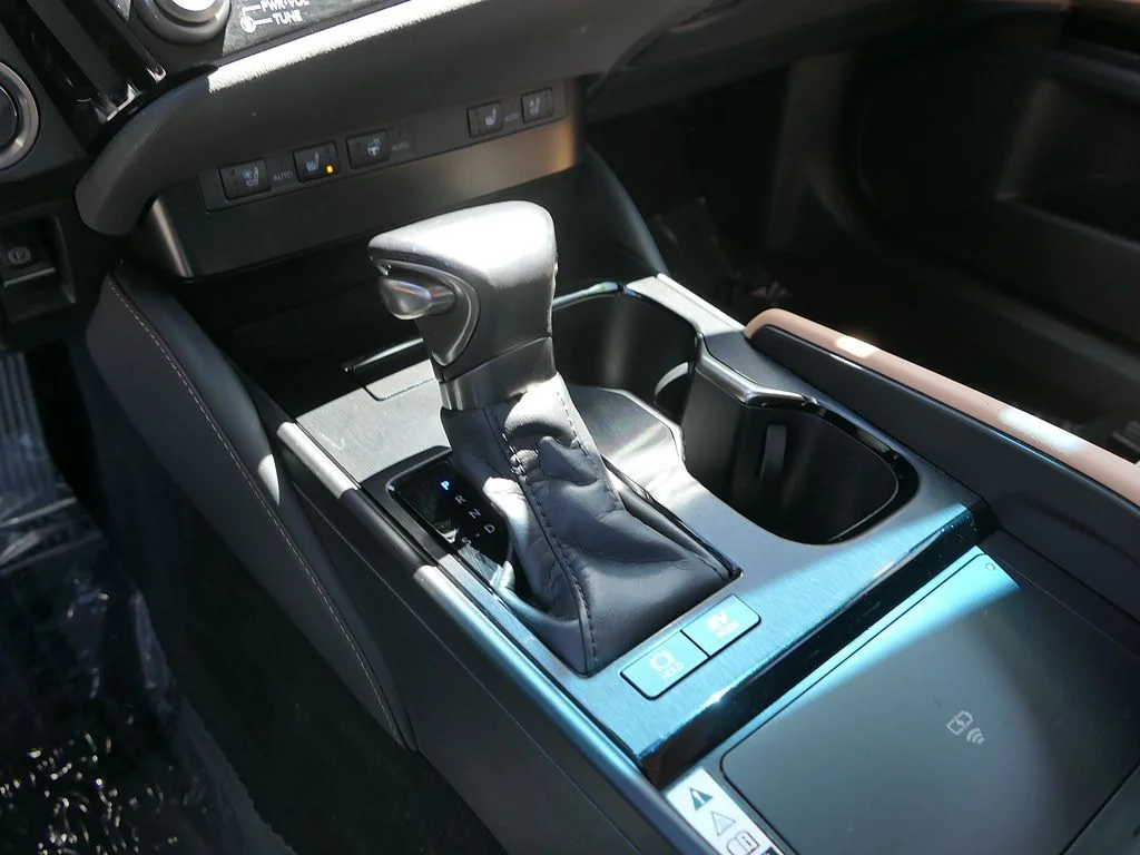 Used 2023 Silver Lexus 300h image 24