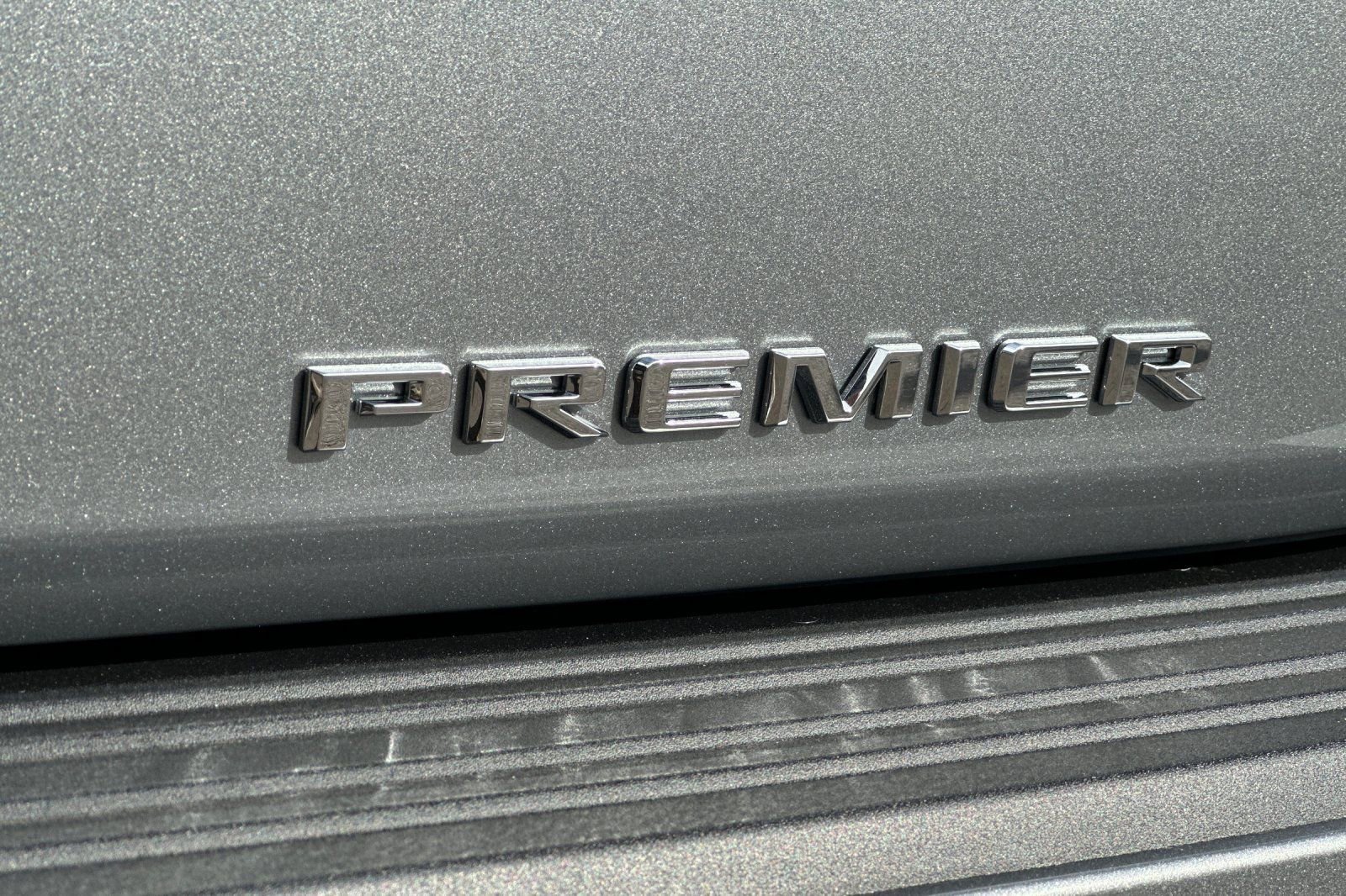 2025 Chevrolet Suburban Premier - Photo 29