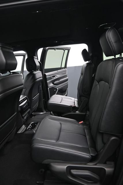 New 2026 High Gloss Black Exterior Paint Jeep Limited Reserve image 8