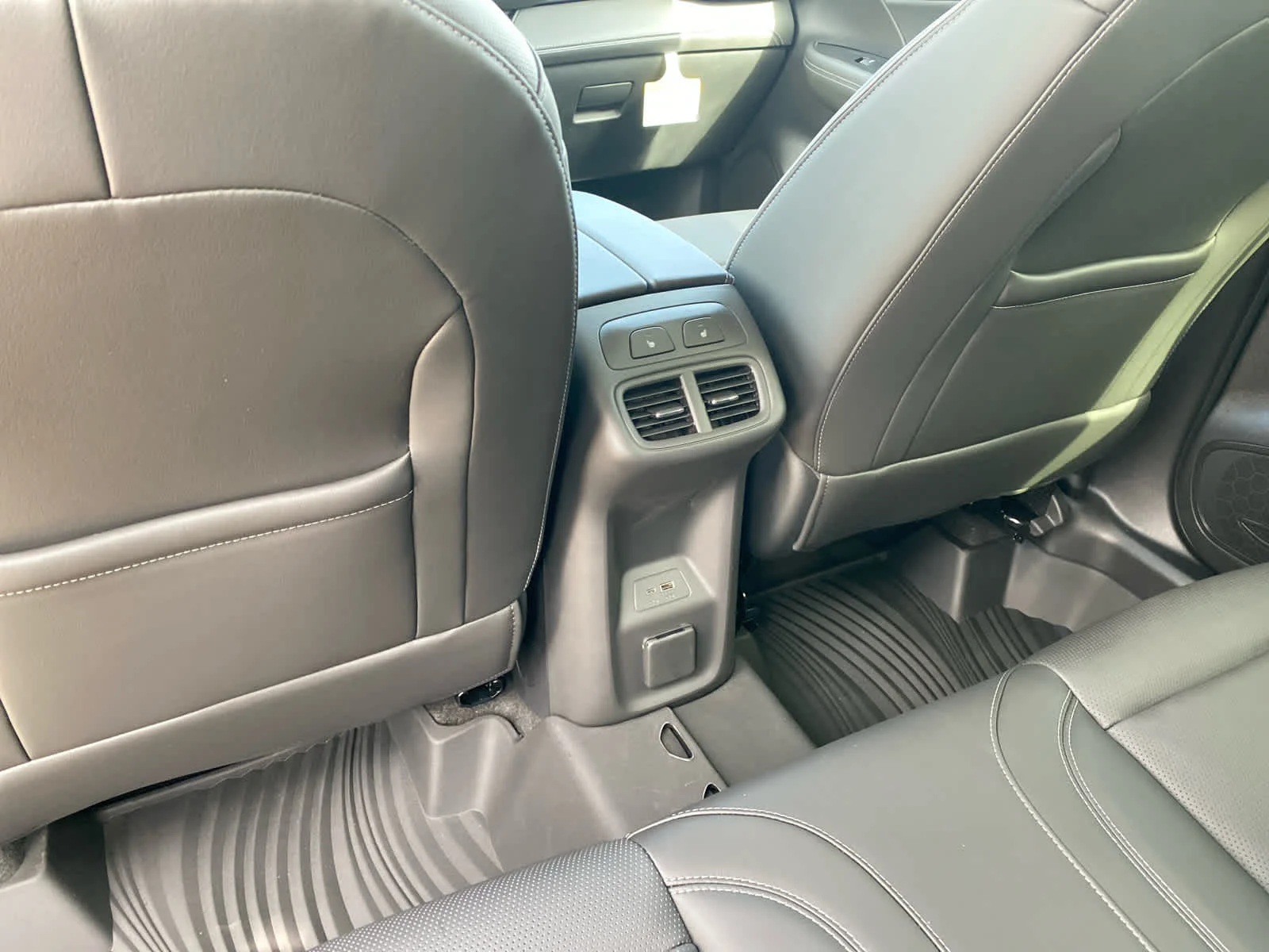 New 2026 Ebony Twilight Metallic Buick Avenir image 29