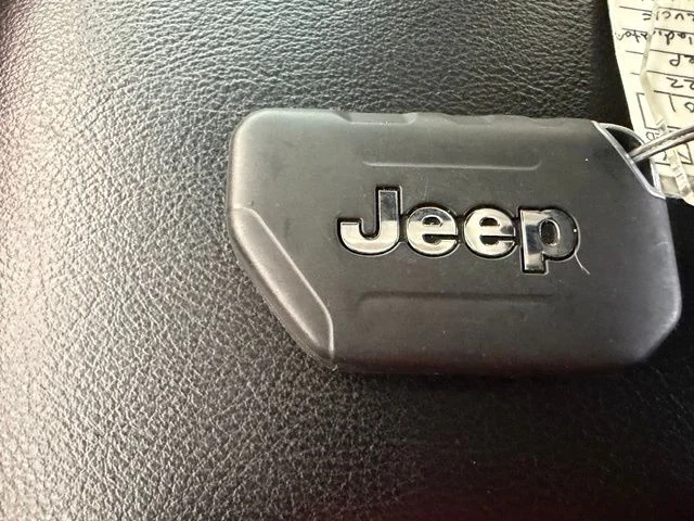 Used 2022 Black Jeep Rubicon image 13