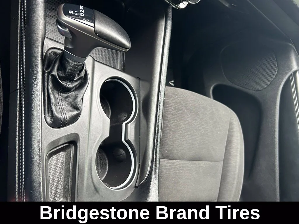 Used 2022 Gray Dodge SXT image 18
