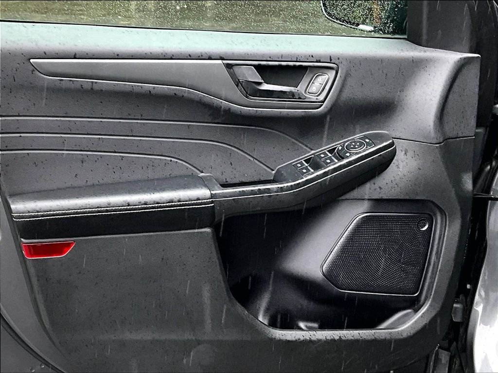 Used 2023 Carbonized Gray Metallic Ford Active image 9