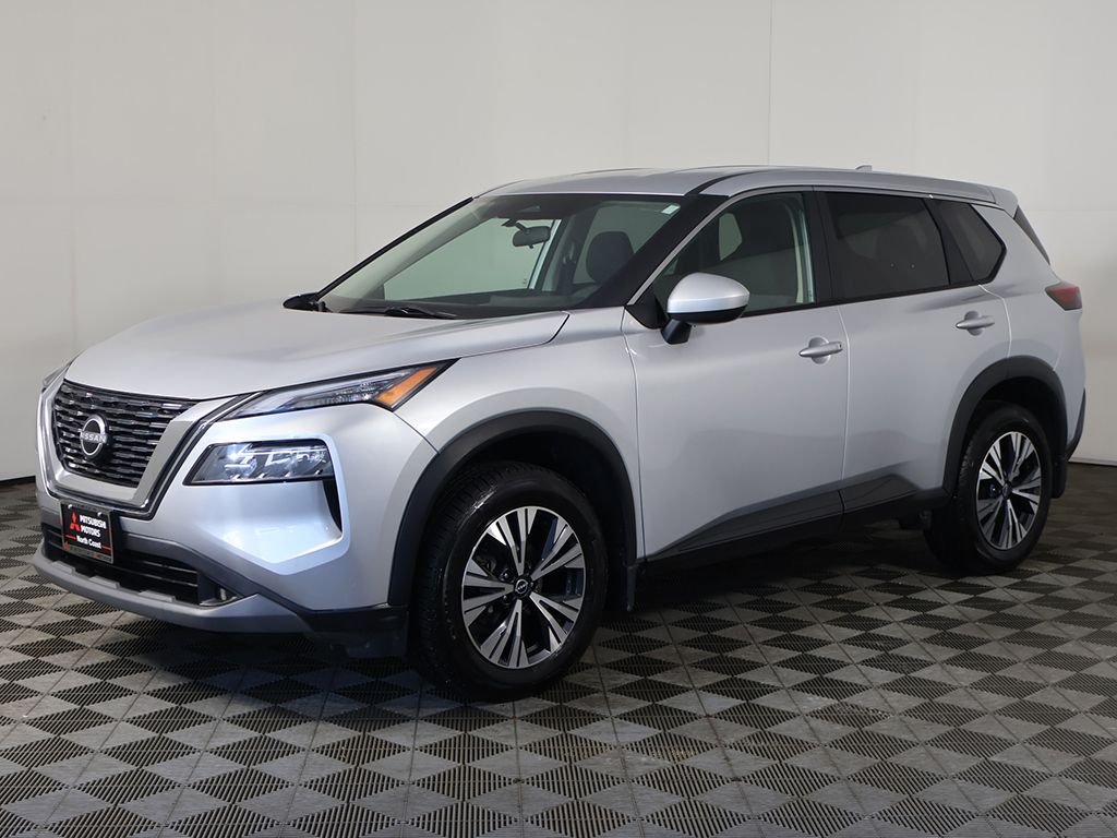 Used 2023 Silver Nissan SV image 7