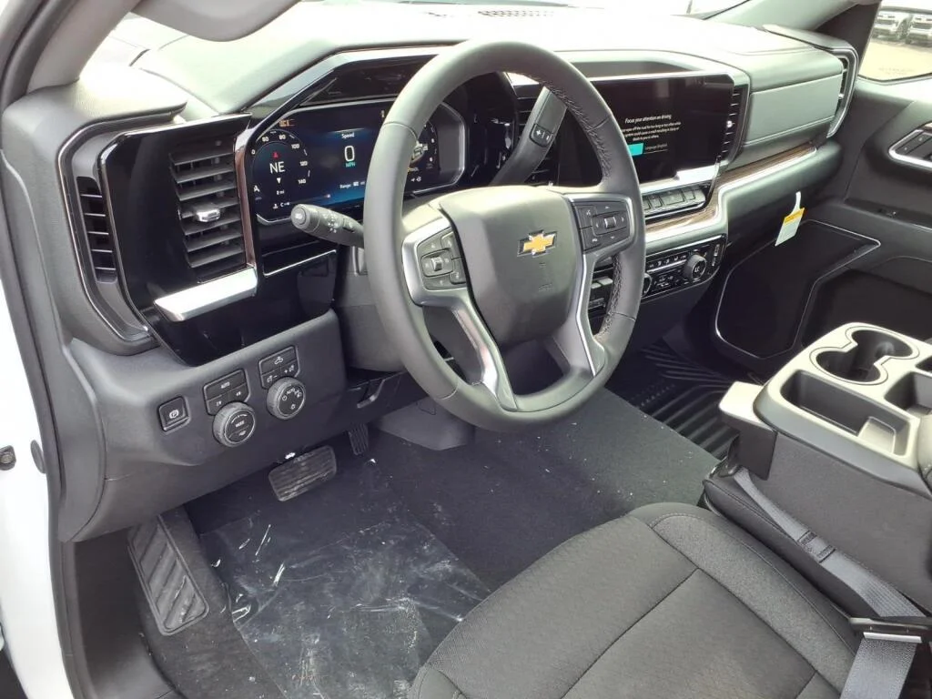 New 2026 Summit White Chevrolet LT image 8