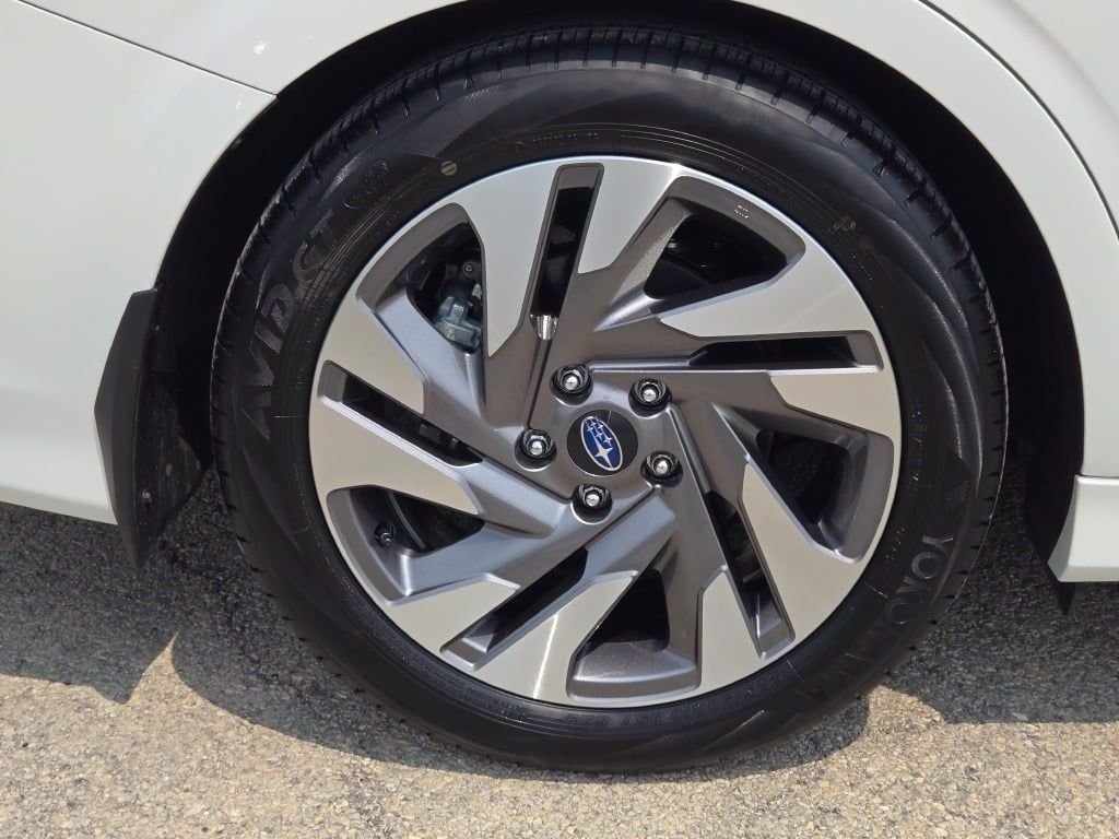 Used 2025 White Subaru Limited image 13