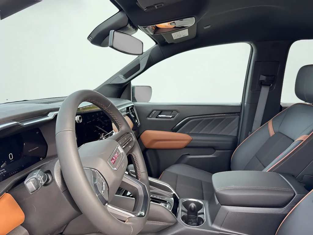2026 GMC Canyon AT4 - Photo 23