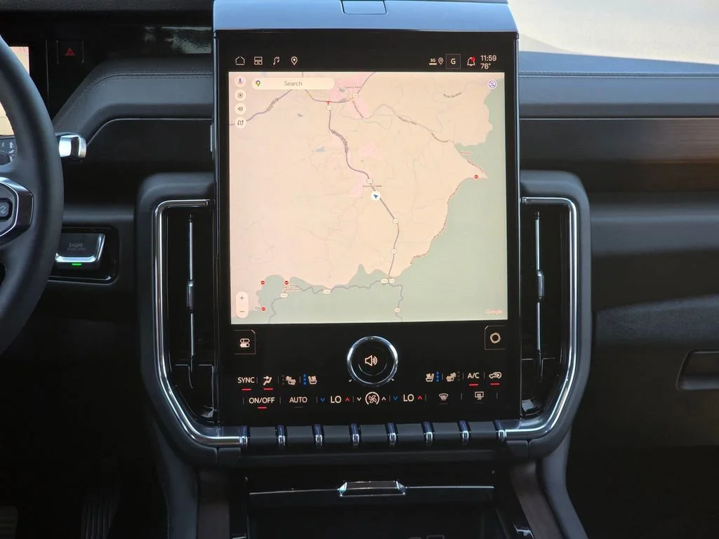 2026 GMC Yukon XL Denali - Photo 32