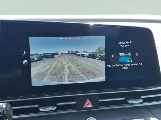 Used 2024  Hyundai SEL image 6