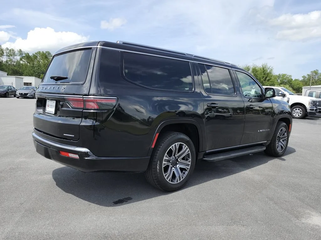 Used 2024 Black Jeep Series II image 5
