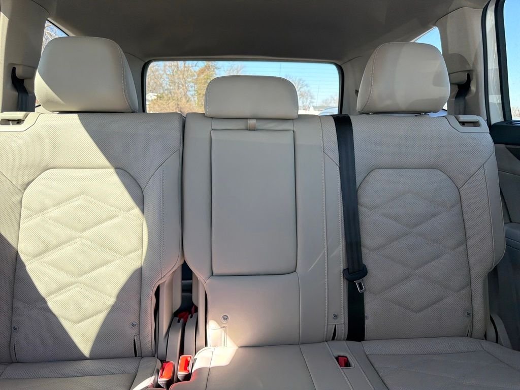 New 2026  Volkswagen SE w/Technology image 34