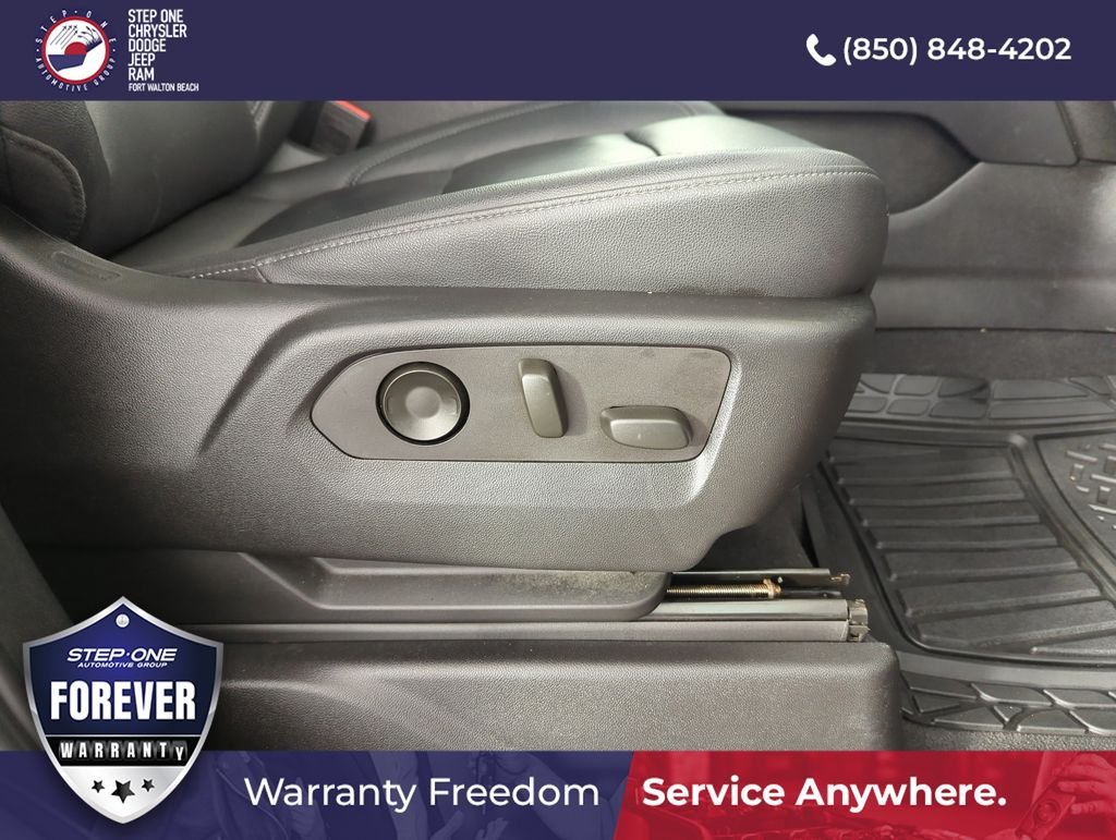 Used 2021 Red Chevrolet LT image 39