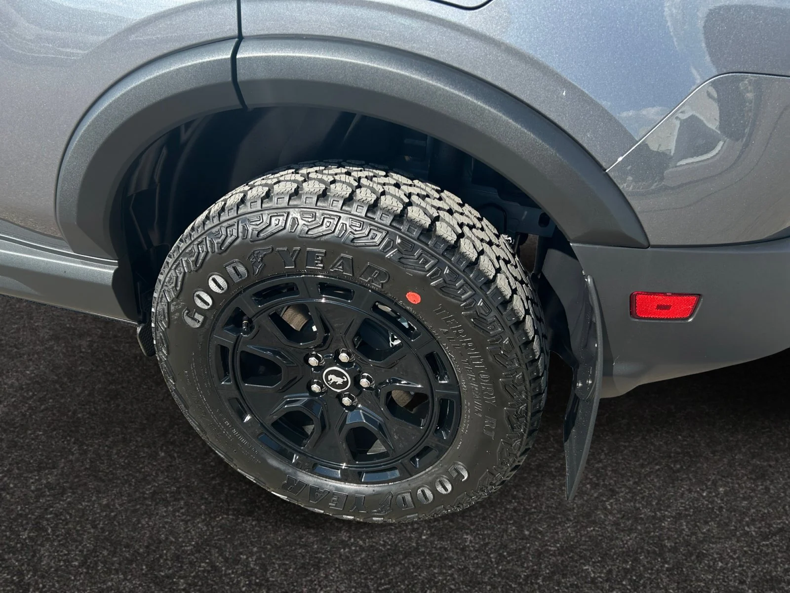 New 2026 Carbonized Grey Metallic Ford Outer Banks image 9