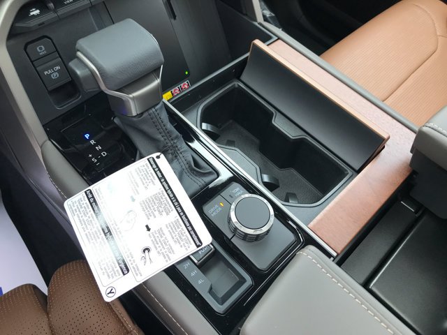 2026 Toyota Tundra 1794 Edition - Photo 24