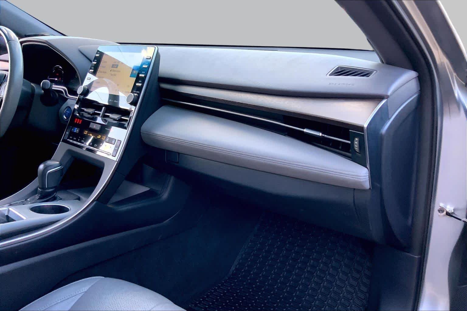 Used 2019 Celestial Silver Metallic Toyota Hybrid Limited image 18