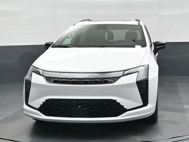 New 2027 Bright White Clear-Coat Exterior Paint Chrysler Limited image 27