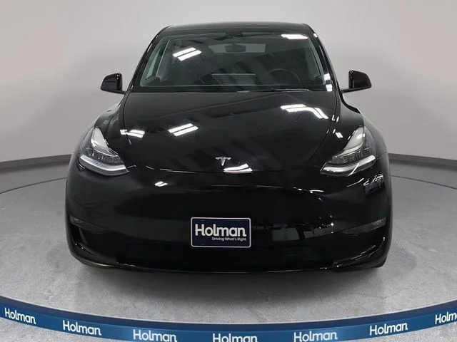 Used 2021 Black Tesla Long Range image 3