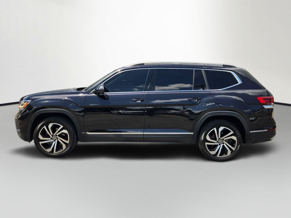 Used 2021 Black Volkswagen SEL Premium image 4