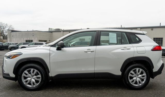 Used 2023 Beige Toyota L image 9