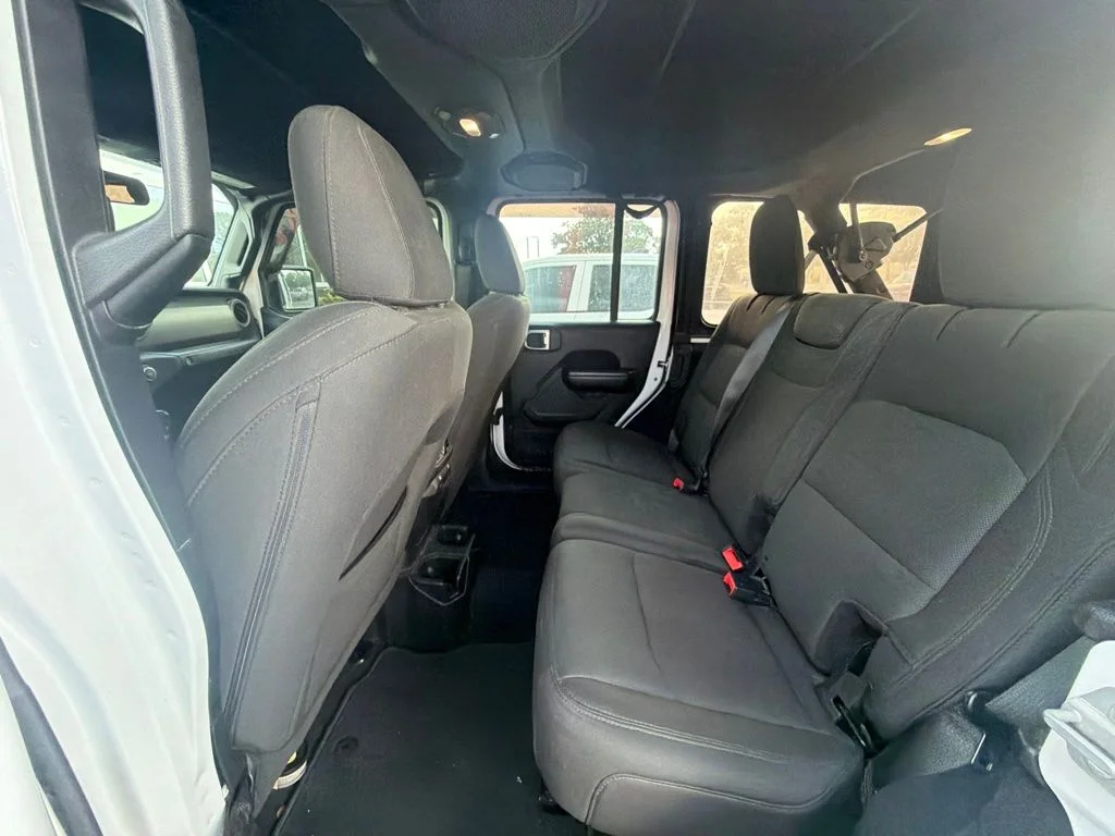 Used 2018 White Jeep Unlimited Sport S image 12