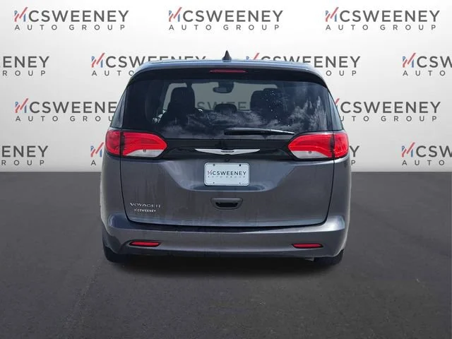 Used 2023 Gray Chrysler LX image 4