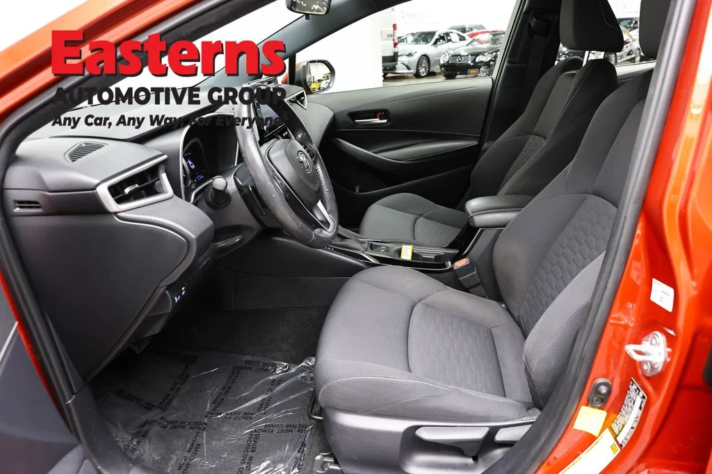 Used 2019 Red Toyota SE image 13