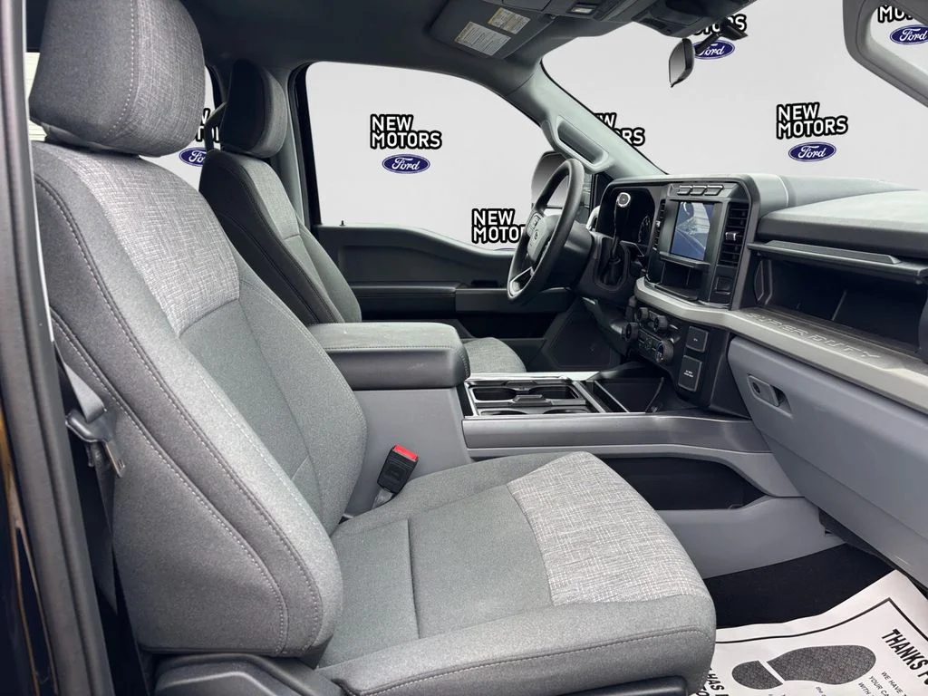 Used 2024 Blue Metallic Ford XLT image 16
