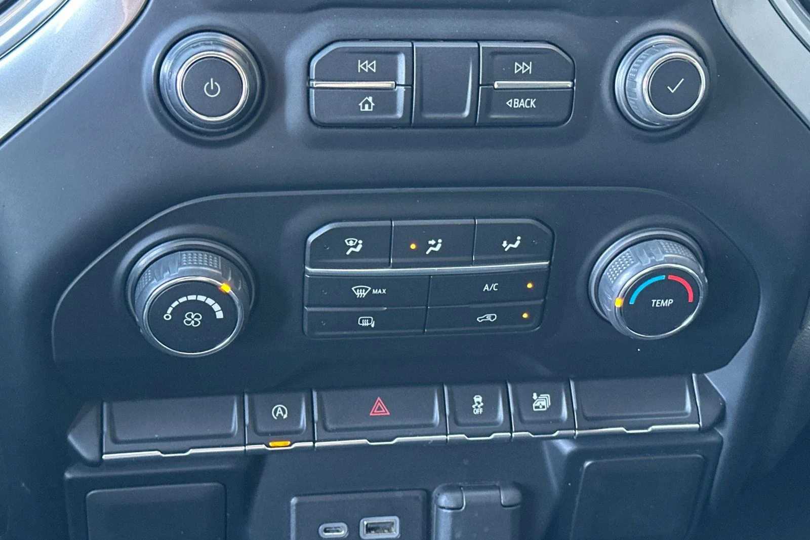 Used 2020 Gray Chevrolet LT image 19