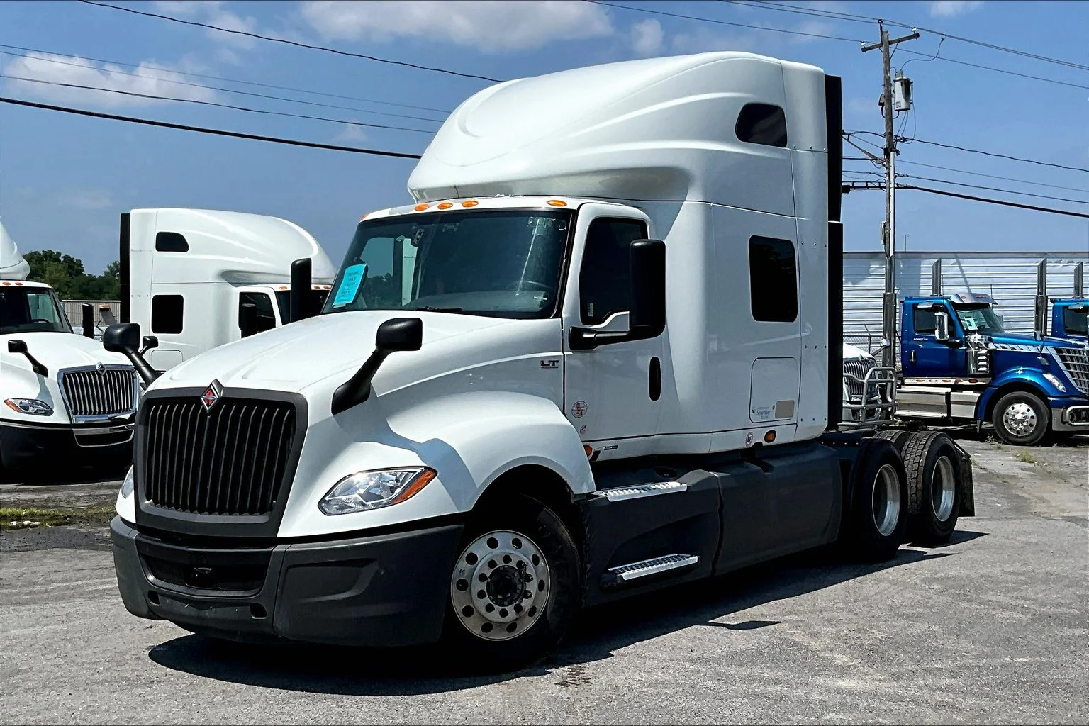 Used 2022 WHITE International  image 4