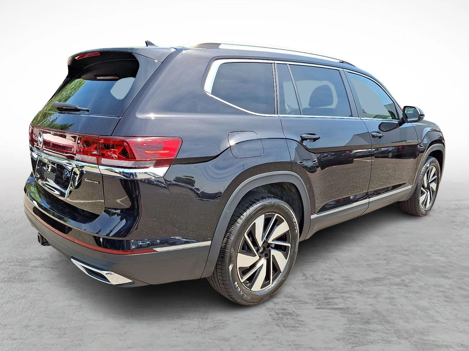 New 2026 2T2T/BLACKPEARL Volkswagen 2.0T SEL image 6