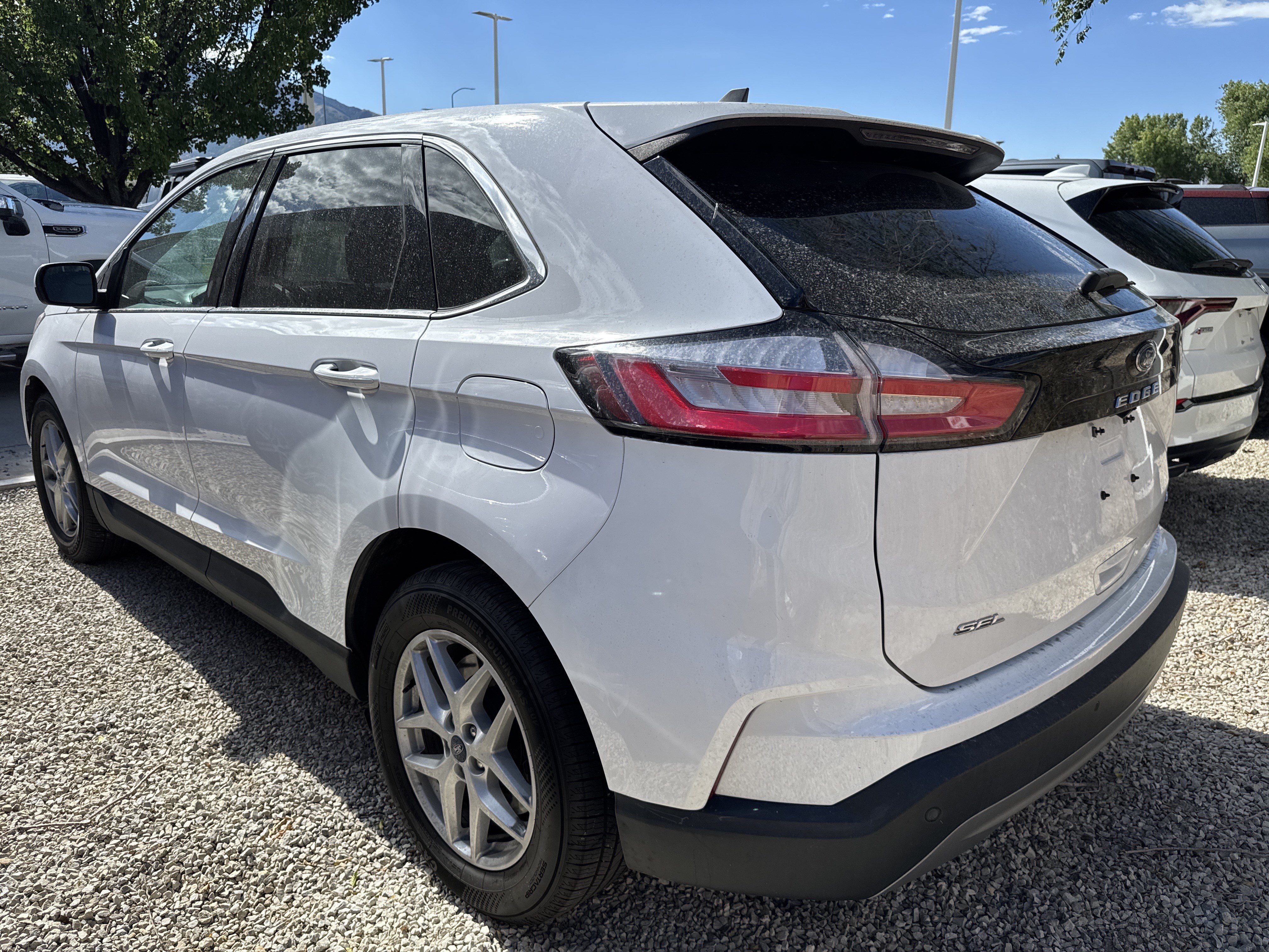 Used 2021 White Ford SEL image 5