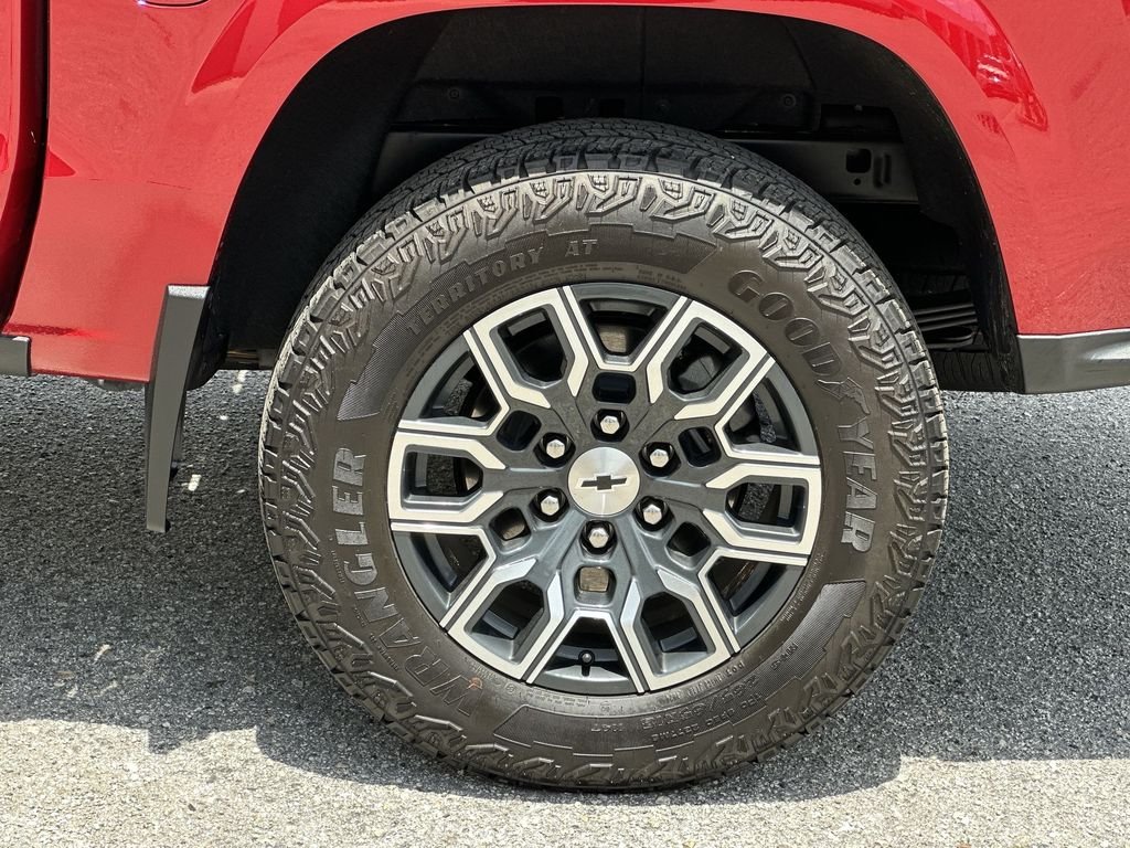 Used 2024 Radiant Red Tintcoat Chevrolet Z71 image 32