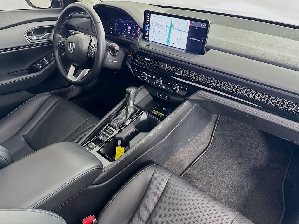 2024 Honda Accord Hybrid Touring - Photo 37