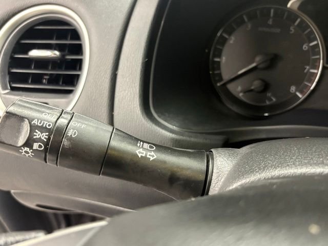 Used 2020 Gray Nissan SL image 23