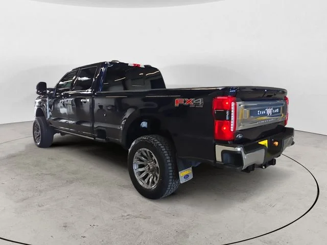 Used 2025 Blue Metallic Ford King Ranch image 7